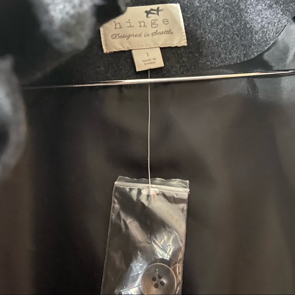 HINGE | NWT Wool Ruffle Jacket Blazer Charcoal Ruffle Collar Size Large Women’s - Picture 5 of 12